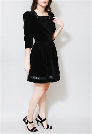 VINTAGE 1980'S GIORGIO ARMANI BLACK VELVET MINI DRESS