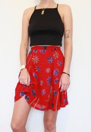 VINTAGE 90S VERY HIGH WAISTED RED FLORAL SKIRT W27 UK 8