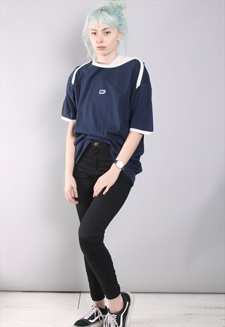 VINTAGE NIKE T-SHIRT
