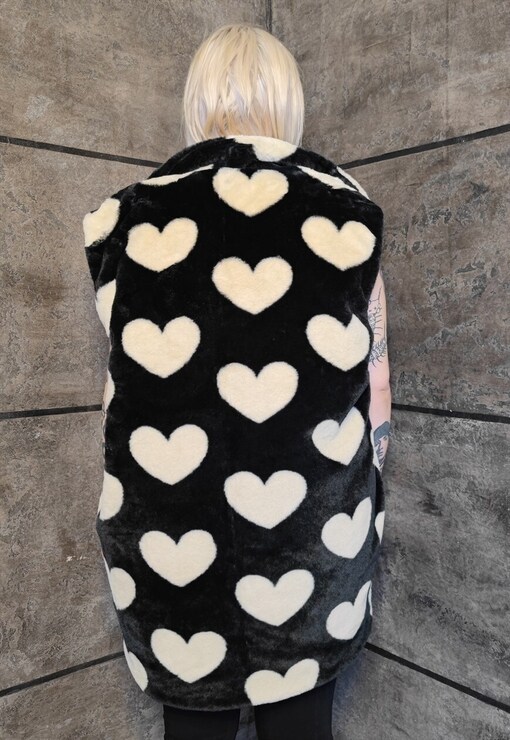 garment image