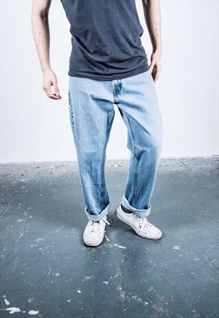 VINTAGE BLUE LEVI'S 505 JEANS