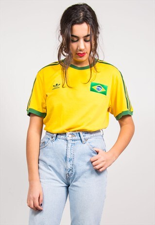 90'S VINTAGE YELLOW BRASIL ADIDAS T-SHIRT