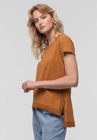 SIDE SPLIT TEE IN RUST