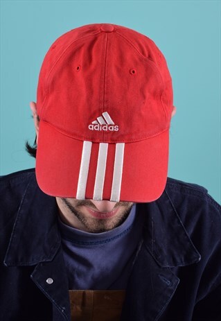VINTAGE RED 3 STRIPE ADIDAS CAP