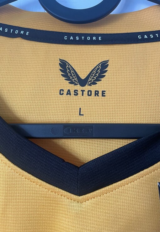 garment image