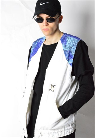 VINTAGE 90S WHITE ABSTRACT ADIDAS SHELL VEST