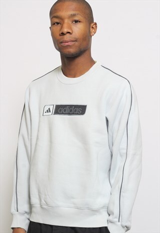 VINTAGE ADIDAS SWEATSHIRT