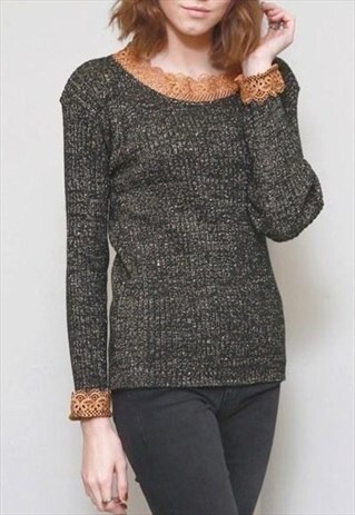 VINTAGE 1970'S GOLD & BLACK LACE TRIM METALLIC KNIT TOP.