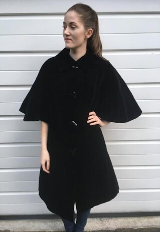 WOMENS VINTAGE BLACK VELVET BATWING LONG MIDI LENGTH COAT