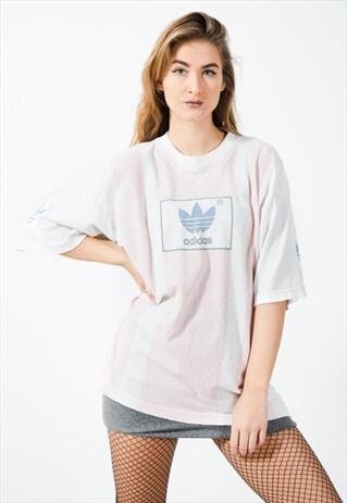 VINTAGE 90S ADIDAS SPORT T-SHIRT/ S5608