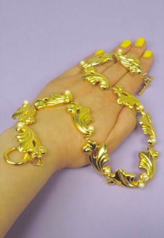 VINTAGE NECK, CHUNKY GOLD METAL