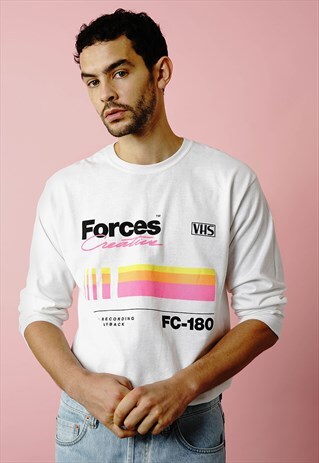 VHS 80S RETRO WHITE LONG SLEEVE T-SHIRT WITH FRONT PRINT
