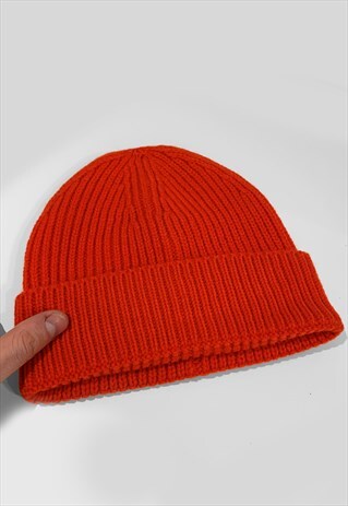 SKI TRAWLER KNITTED RIBBED BEANIE HAT - FIRE RED