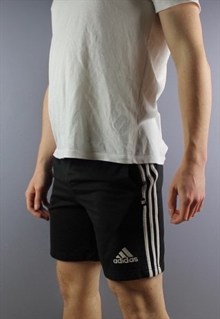 VINTAGE ADIDAS SHORTS IN BLACK WITH POCKETS, EMBROIDERED LOG