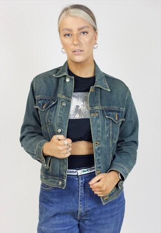 VINTAGE 90'S DENIM JACKET