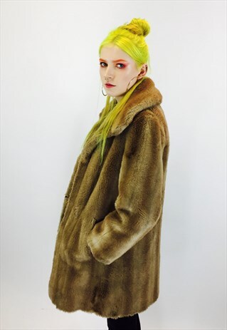 VINTAGE 80S FAUX FUR COAT