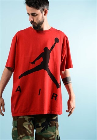 VINTAGE AIR JORDAN TEE SHIRT.