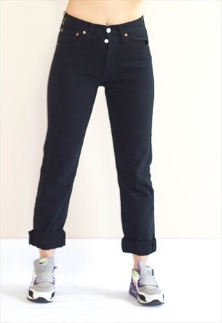 VINTAGE 90'S BUTTON FLY STRAIGHT 501 LEVI'S BOYFRIEND JEANS
