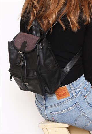 VINTAGE 90S BLACK FAUX LEATHER RUCKSACK BACKPACK