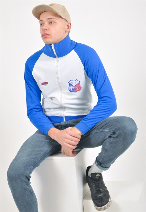 garment image
