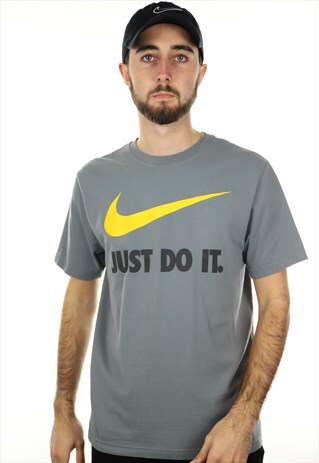 VINTAGE NIKE GRAPHIC T SHIRT TEE