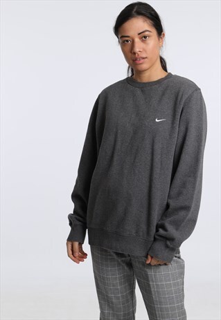 90S NIKE EMBROIDERED LOGO SWEATSHIRT