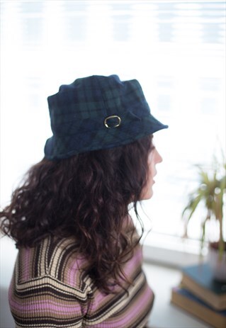 VINTAGE 70'S BLUE PLAID WOOL HAT