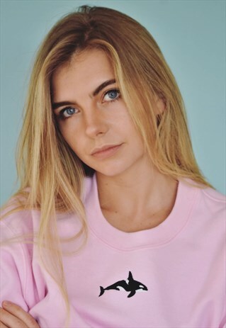 UNISEX SWEATSHIRT IN PINK WITH ORCA EMBROIDERY