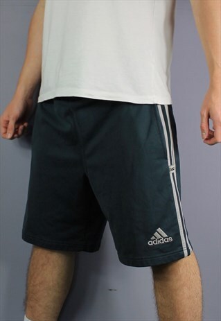VINTAGE ADIDAS SHORTS IN BLUE/GREEN WITH POCKETS, EMBROIDERE