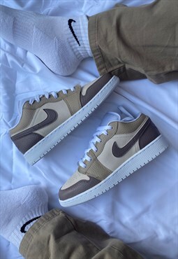 Mens Nike Jordan 1 Low Brown and Biege