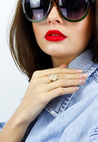 GOLD DIAMANTE STONE STATEMENT RING