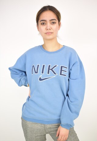 VINTAGE 90'S NIKE SWEATSHIRT