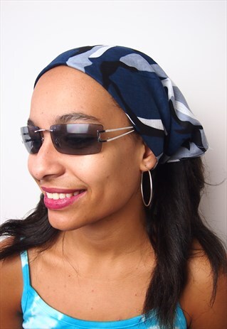 BLUE CAMEO SCARF