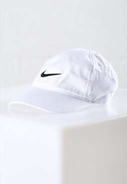 Vintage Nike Cap in White Summer Gym Baseball Swoosh Hat