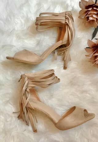 NUDE PEEPTOE HEELS