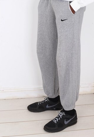 VINTAGE NIKE SPORTS TRACKSUIT CVTP160