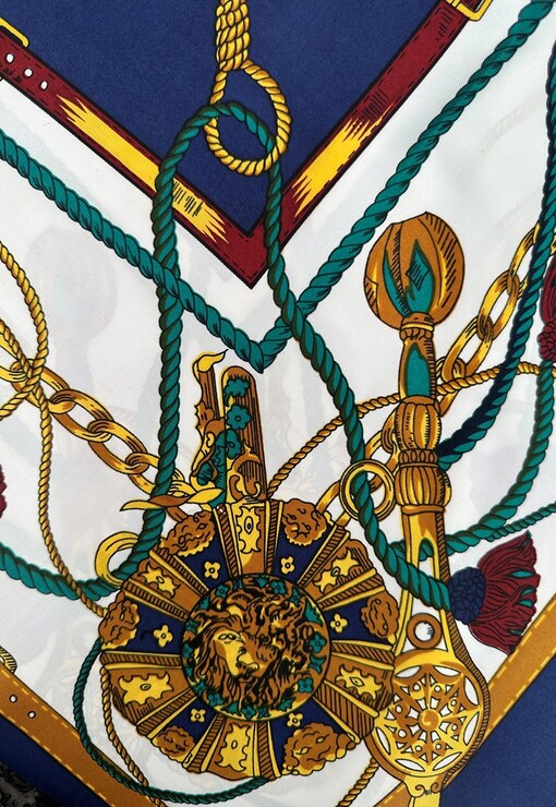 garment image
