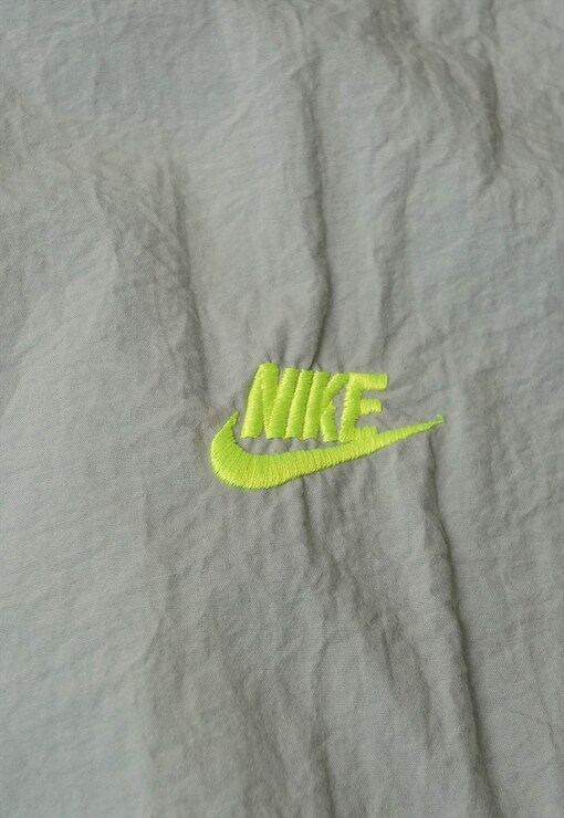 garment image