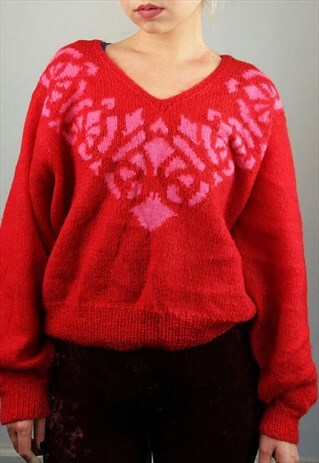 VINTAGE VALENTINE'S DAY WOOL BLEND KNIT V-NECK JUMPER