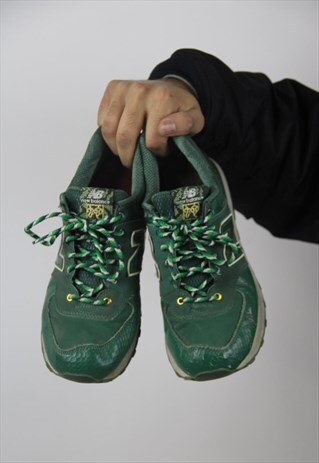 VINTAGE NEW BALANCE GREEN TRAINERS