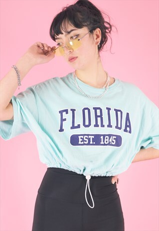 VINTAGE 90S REWORKED CROP TOP IN BLUE WITH FLORIDA PRINT