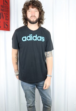 VINTAGE ADIDAS OVERSIZED T SHIRT