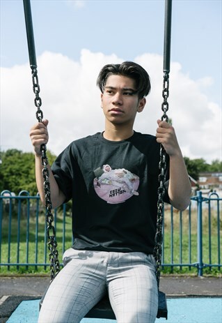 OVERSIZED T-SHIRT IN BLACK WITH RAMEN GRAPHIC
