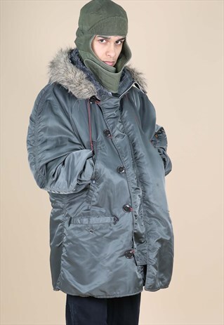 ALPHA INDUSTRIES INC. EXTREME WEATHER GREEN PARKA COAT