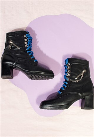 VINTAGE BOOTS 90S LEATHER LACE-UP HEEL BOOTS IN BLACK