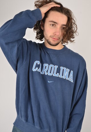 VINTAGE NIKE CAROLINA COLLEGE SWEATSHIRT IN BLUE