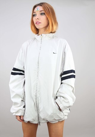 nike oversized windbreaker