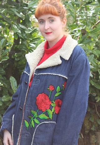 VINTAGE 90S BLUE DENIM COAT FAUX SHEARLING RED ROSE BADGE