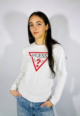 Vintage Size S Guess Sweatshirt in White
