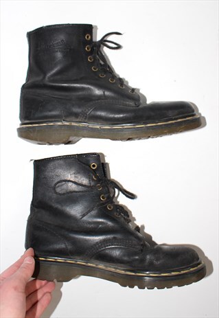DR MARTENS UNISEX BOOTS